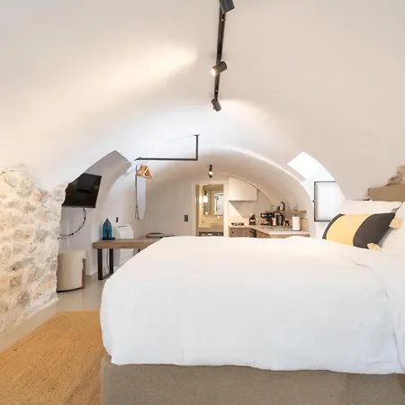 Sophia Town Square Areopoli