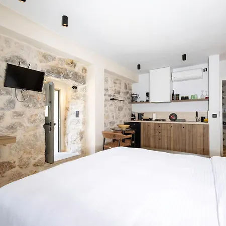 Sophia Town Square * Areopoli