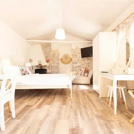 بيت للعطل Sophia Town Square